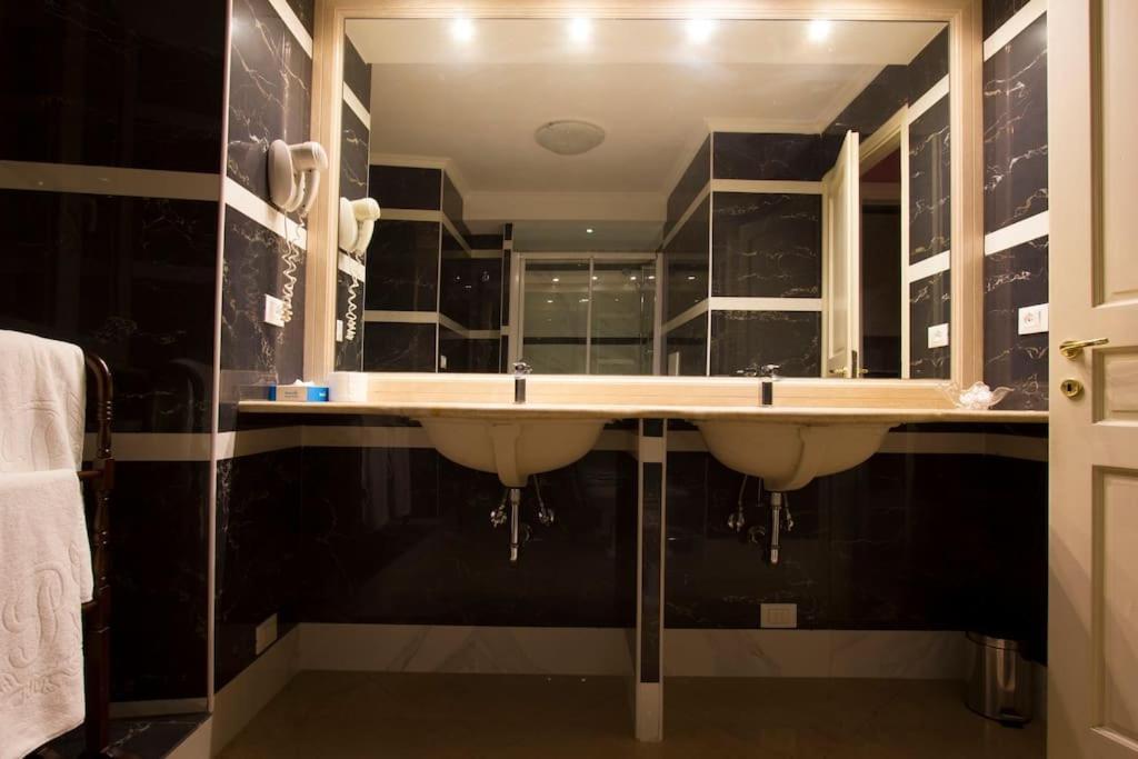 41 Nazionale Suite 41 Рим Экстерьер фото